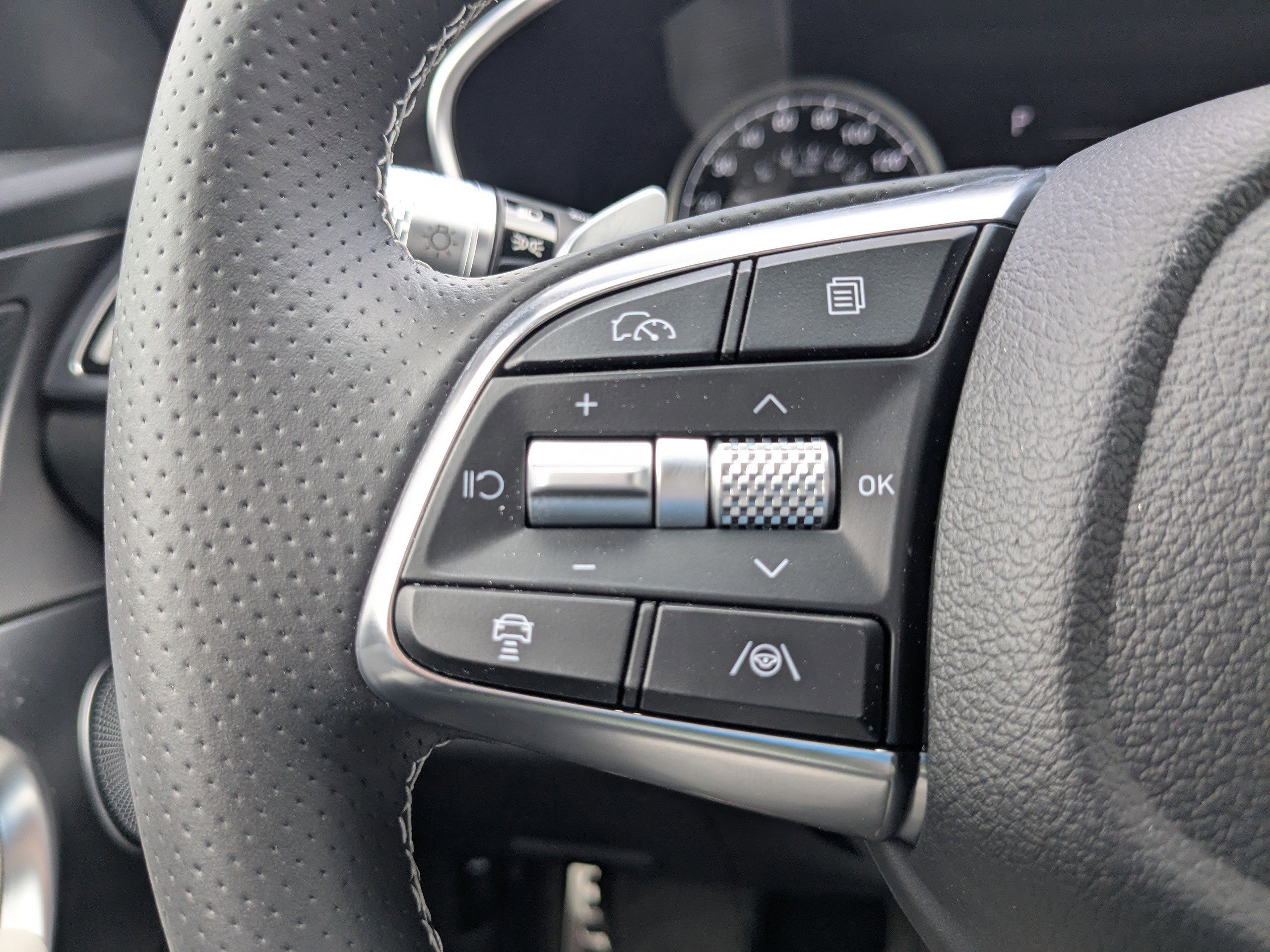 2025 Genesis G70 2.5T photo 19