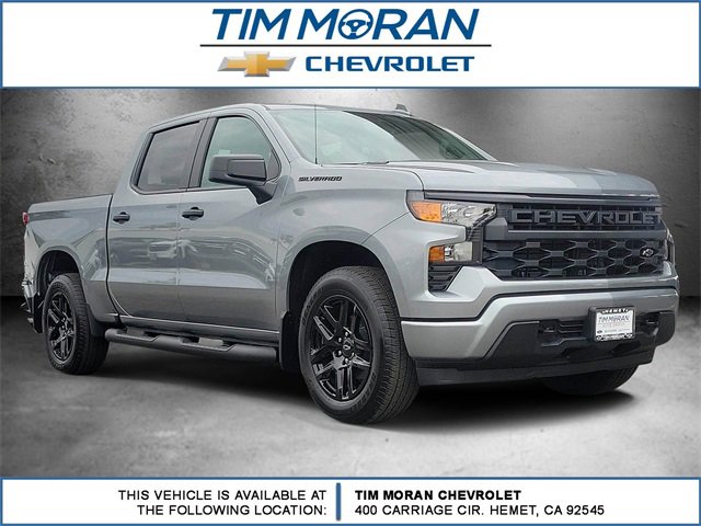 2026 Chevrolet Silverado Base's photo