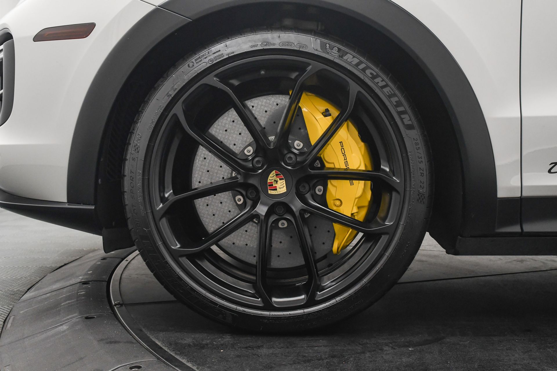 2023 Porsche Cayenne Coupe Turbo GT photo 27