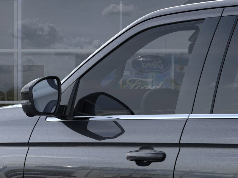 2025 Ford Expedition photo 17