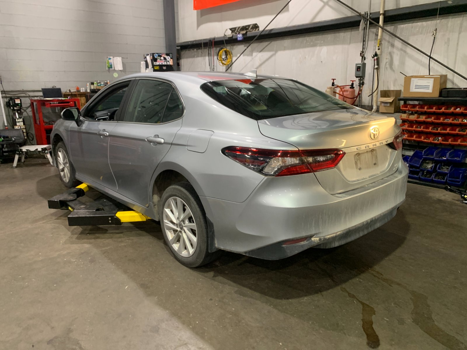 2023 Toyota Camry LE photo 2