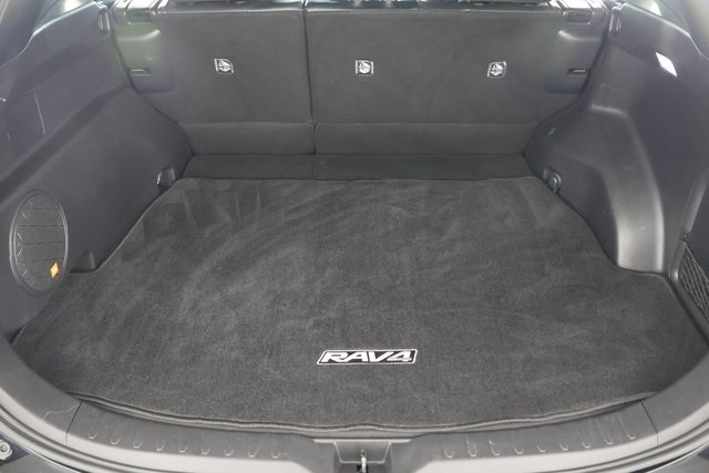 2022 Toyota RAV4 Hybrid XSE photo 21