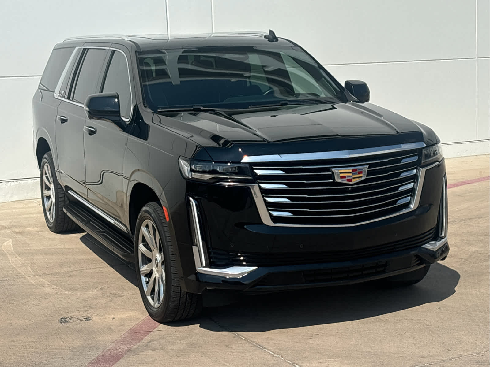 2022 Cadillac Escalade ESV Premium Luxury Platinum photo 2