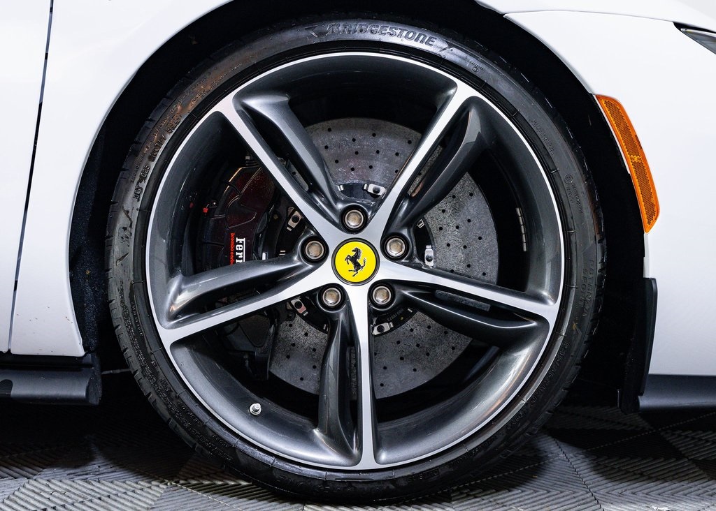 2025 Ferrari 296 GTB photo 8