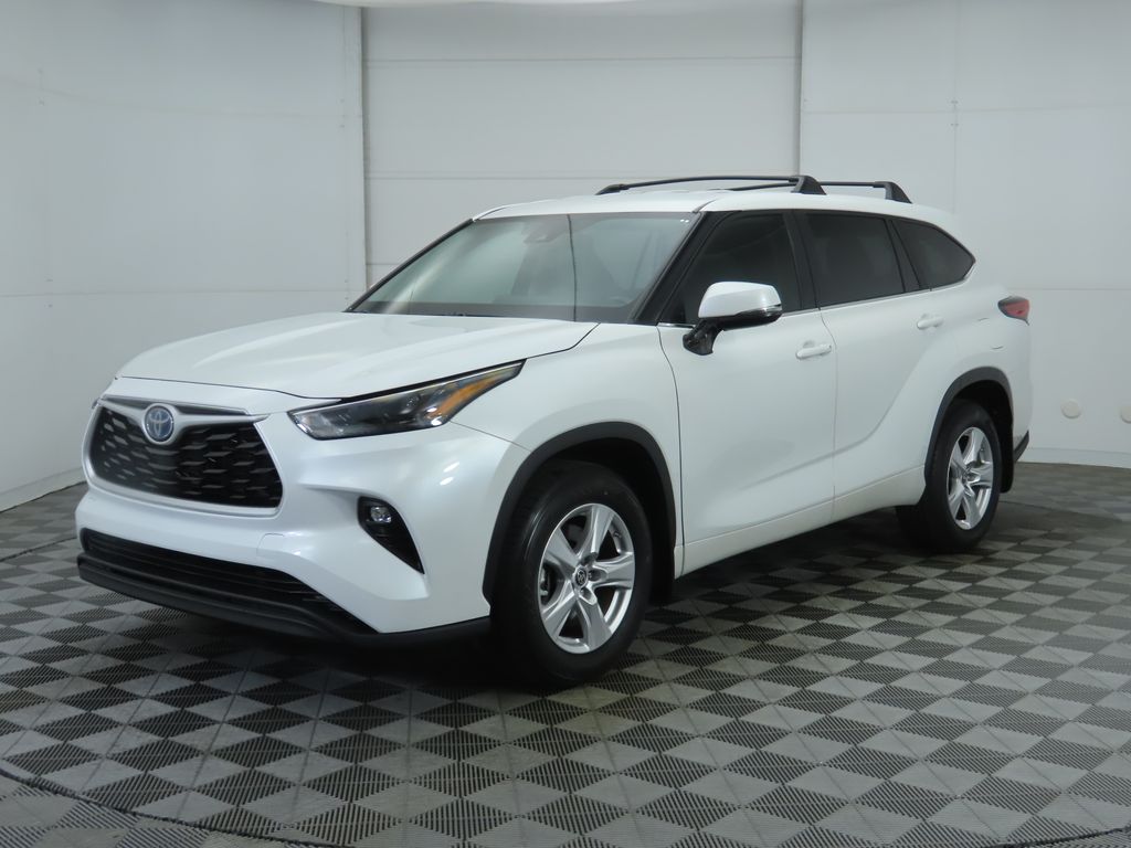 2023 Toyota Highlander LE