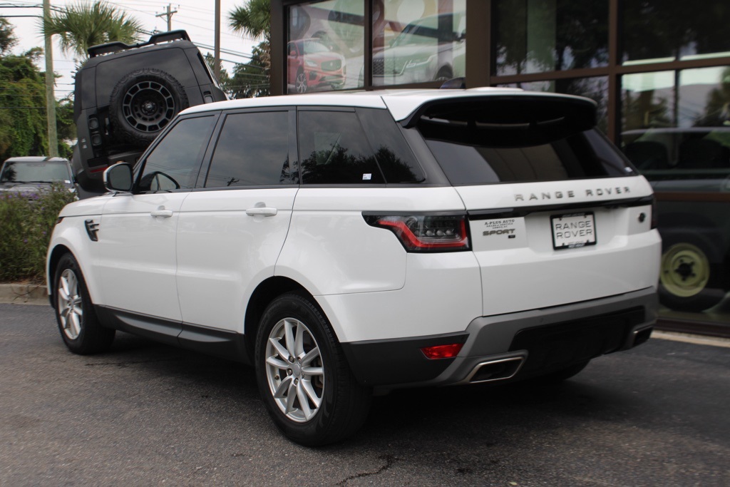 2020 Land Rover Range Rover Sport SE photo 8