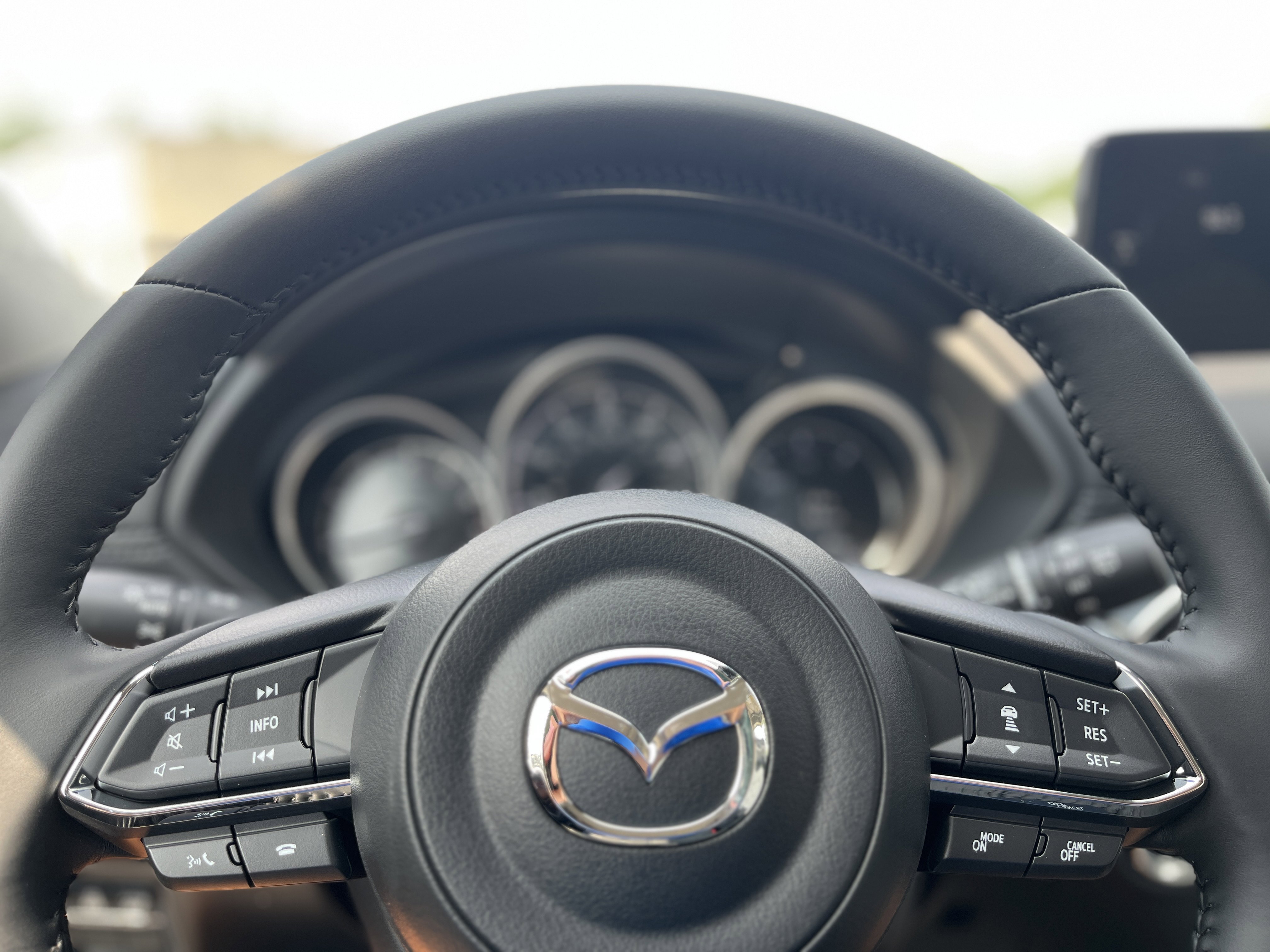 2025 Mazda CX-5 Preferred photo 4