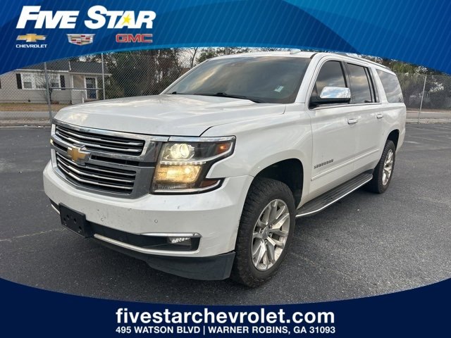 2019 Chevrolet Suburban Premier's photo