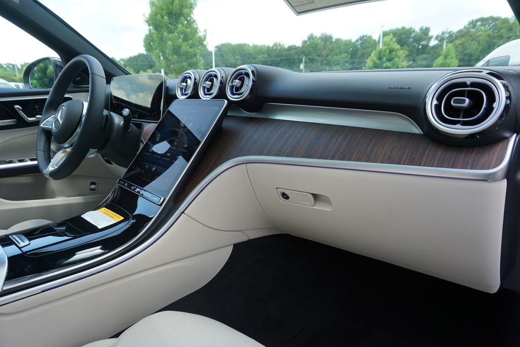 2025 Mercedes Benz C 300 photo 57