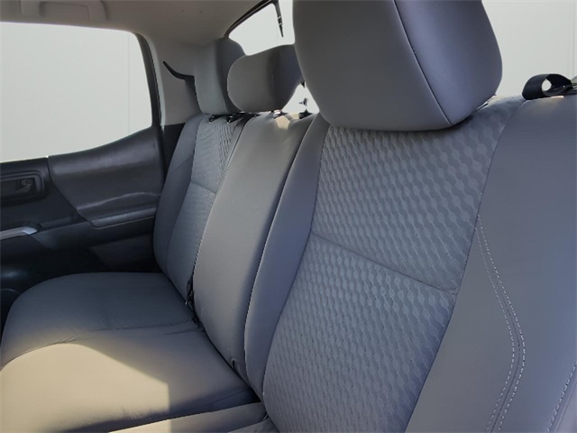 2022 Toyota Tacoma SR5 photo 35
