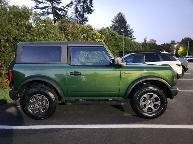 2023 Ford Bronco Big Bend photo 2