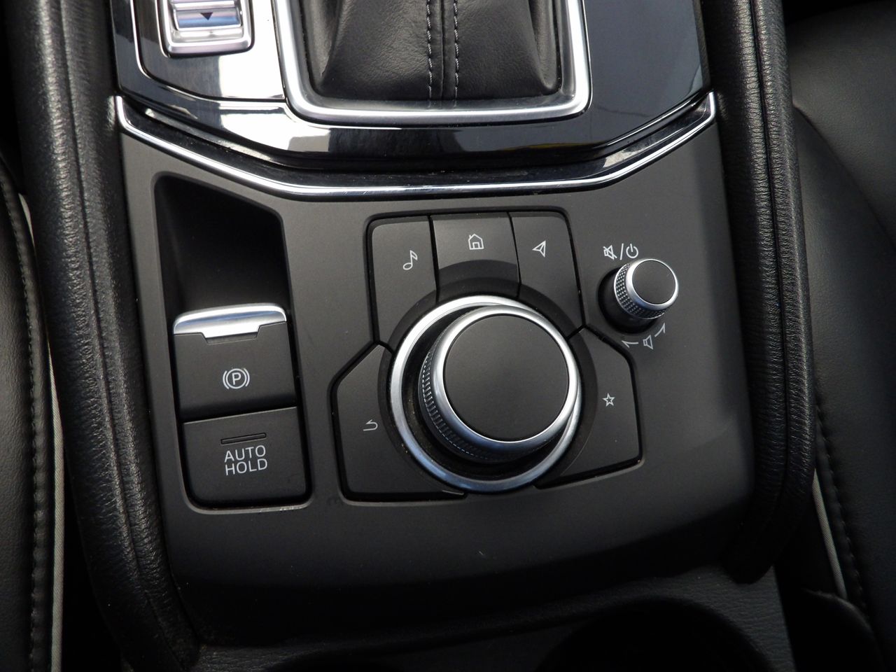 2024 Mazda CX-5 2.5 Select photo 32