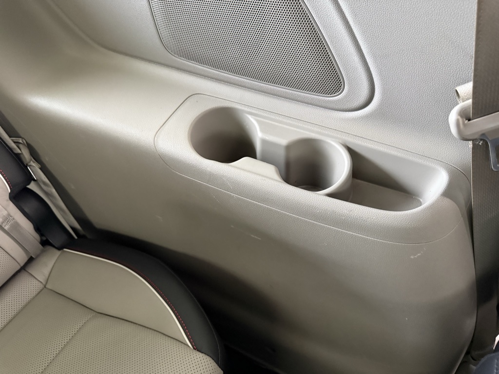 2020 Kia Sedona EX photo 45