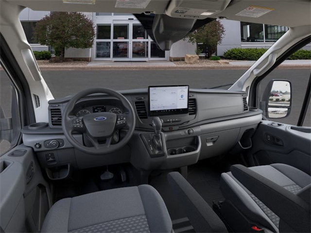 2025 Ford Transit photo 4