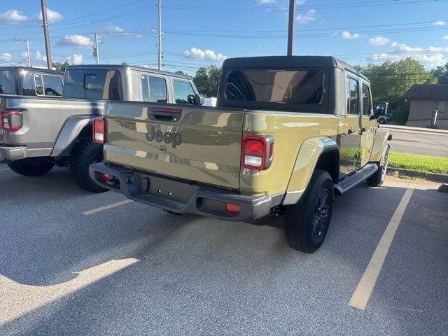 2025 Jeep Gladiator Sport S photo 4