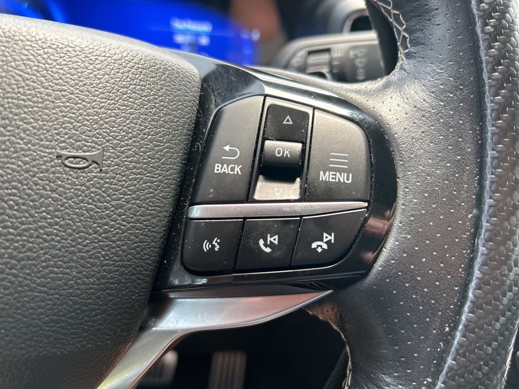2023 Ford Explorer ST photo 21
