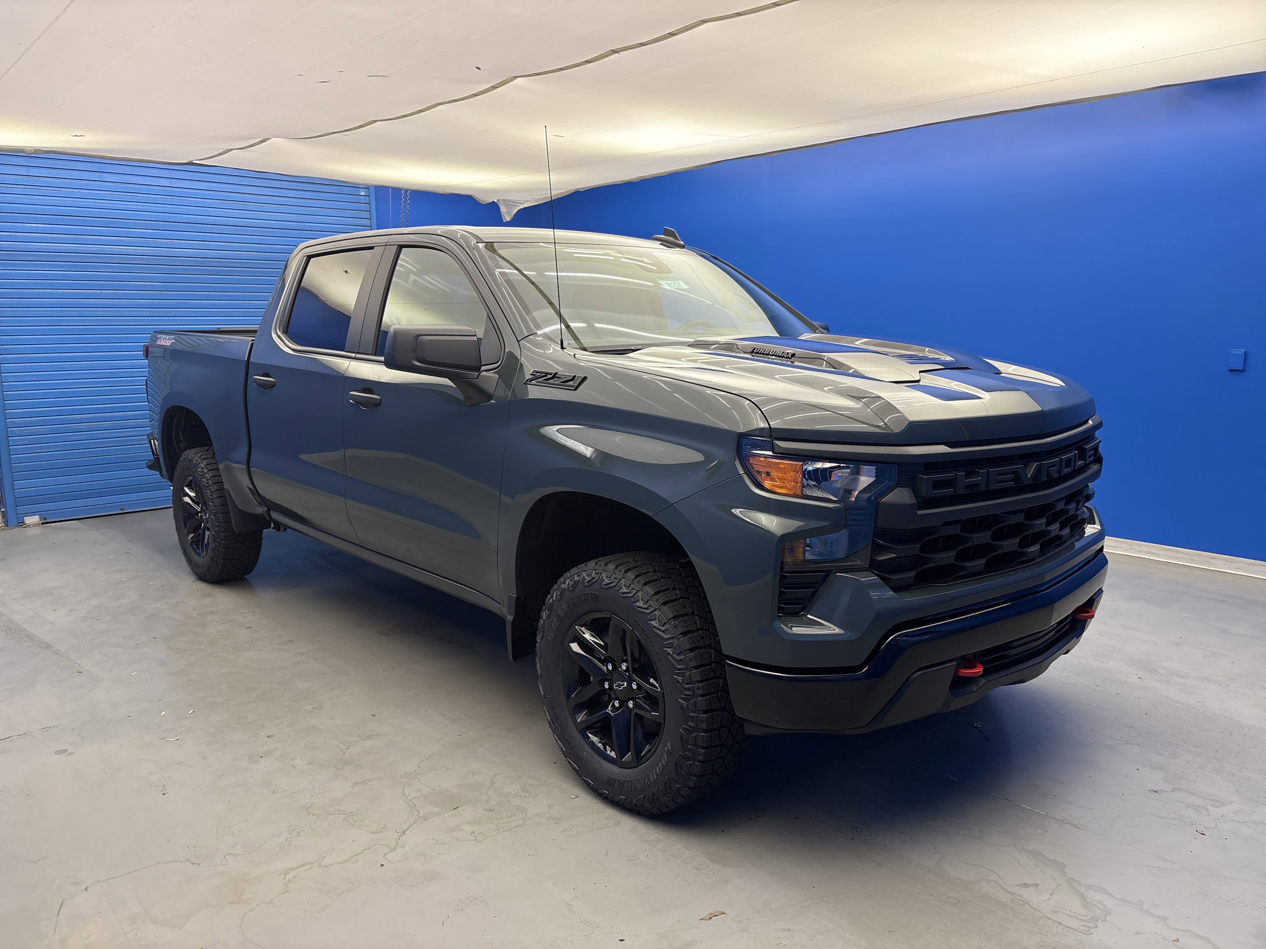 2026 Chevrolet Silverado 1500 Custom Trail Boss photo 2