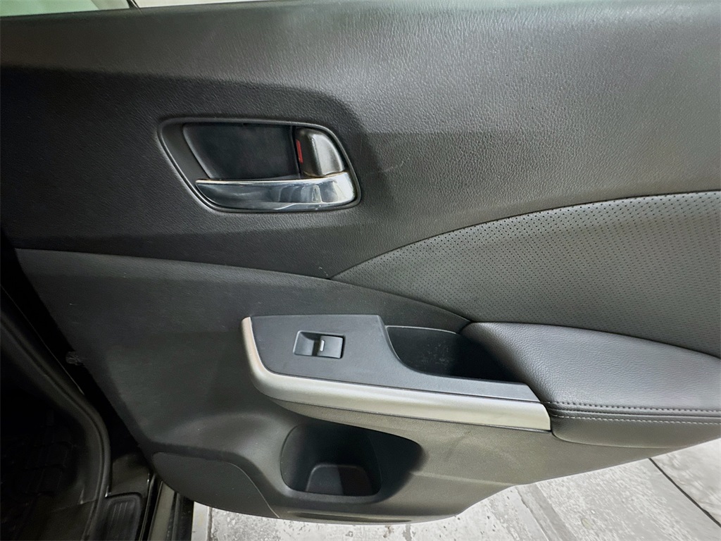 2016 Honda CR-V EX-L photo 25