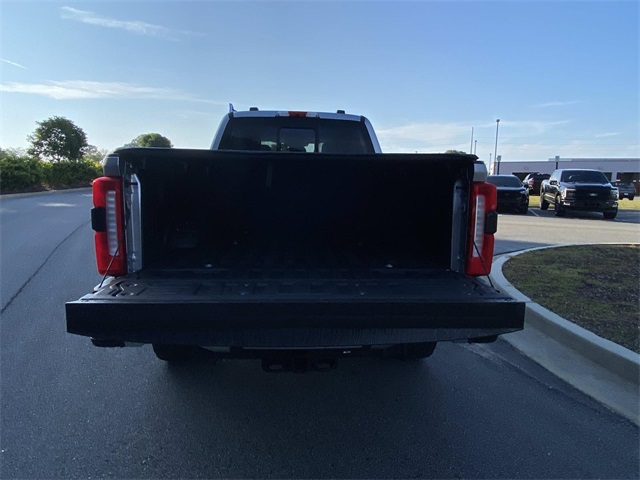 2023 Ford F-250 Lariat photo 6