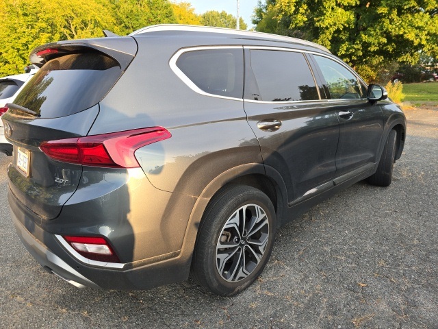 2020 Hyundai Santa Fe Limited photo 2