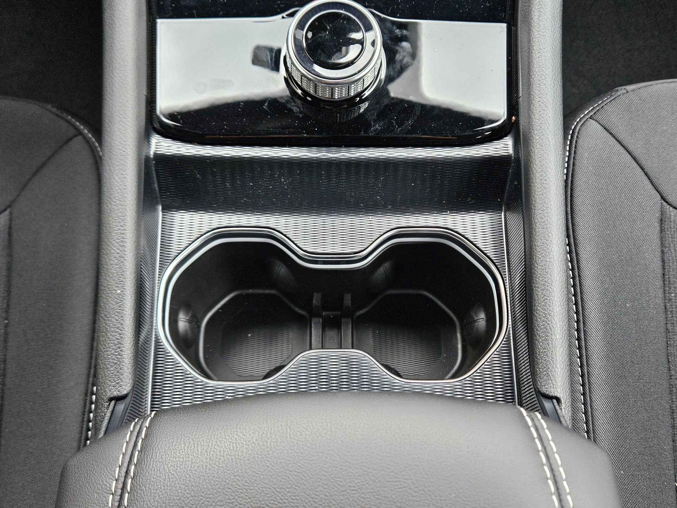 2025 Jeep Grand Cherokee Laredo X photo 10
