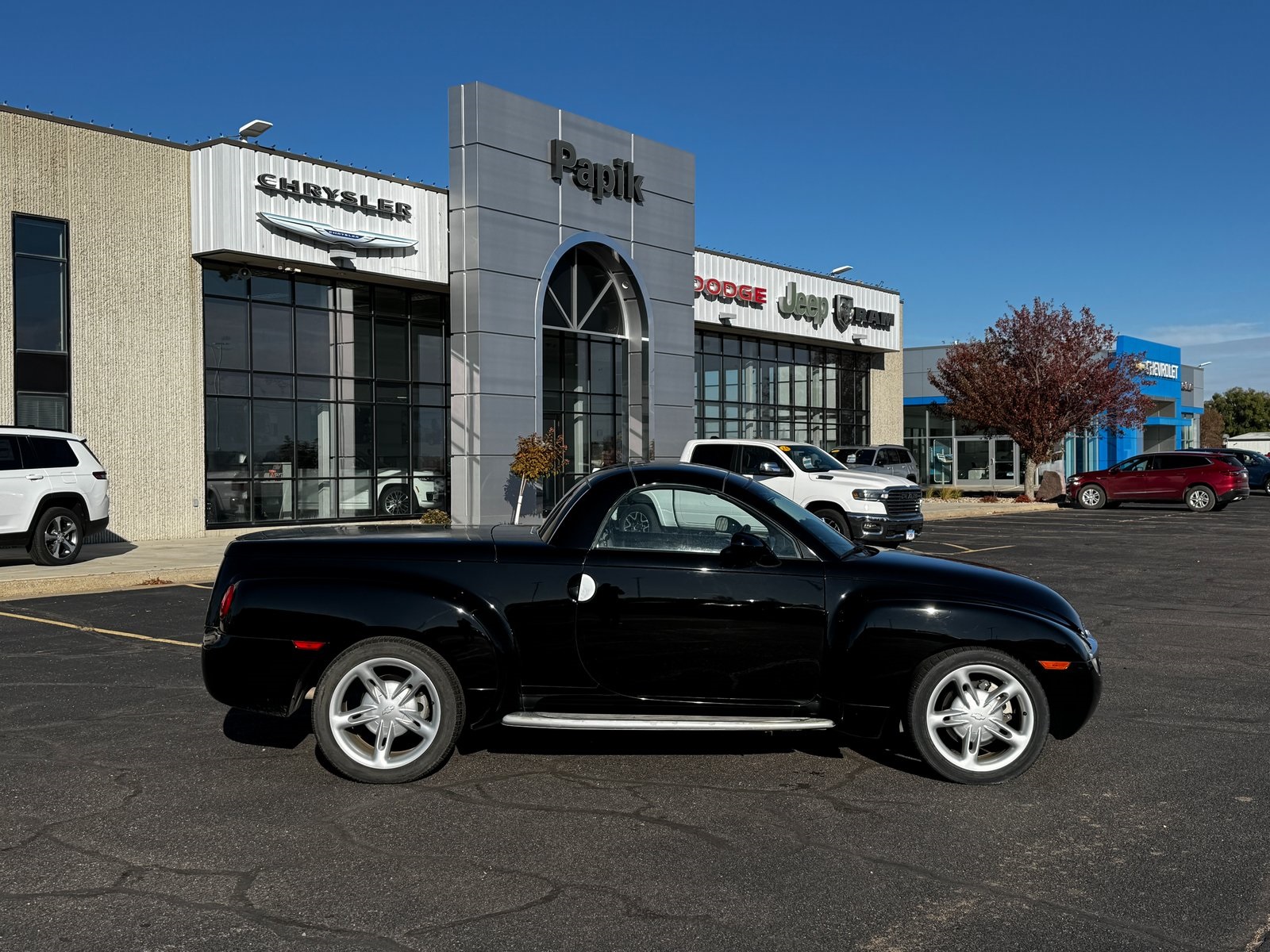 2004 Chevrolet SSR LS's photo