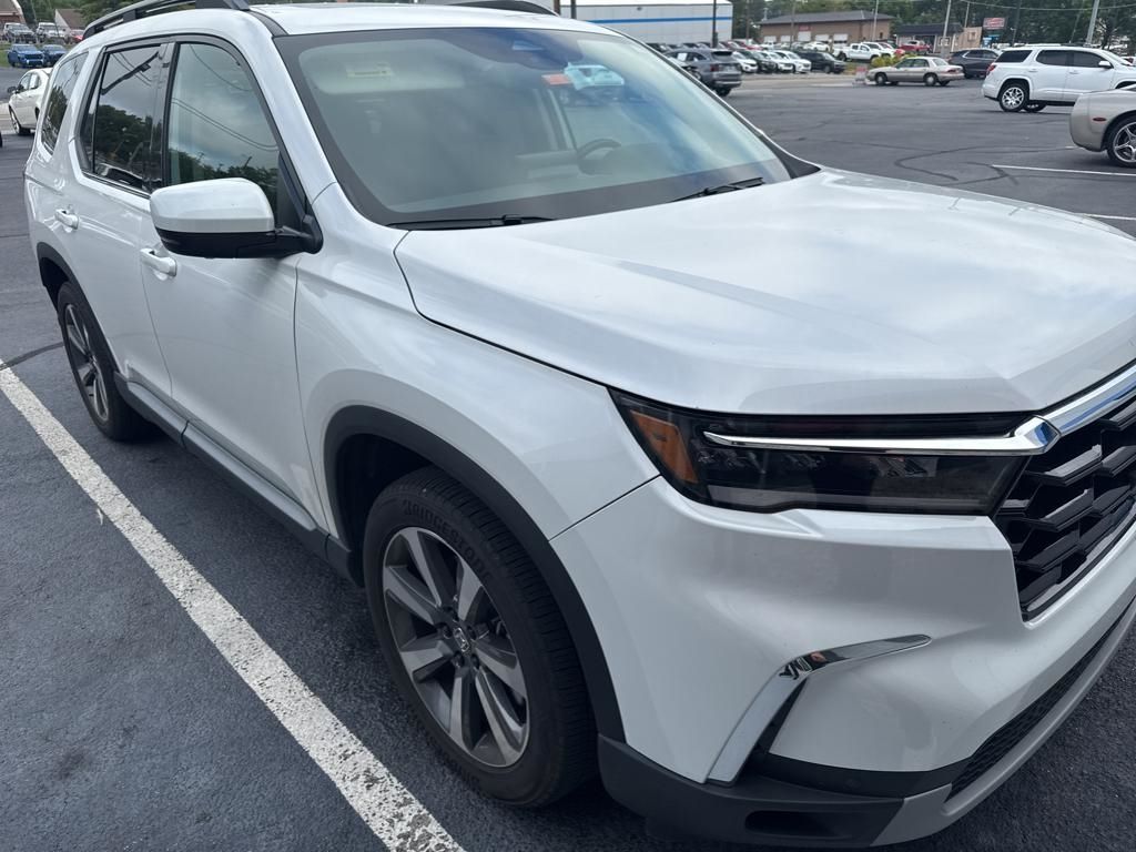 2025 Honda Pilot Elite photo 3
