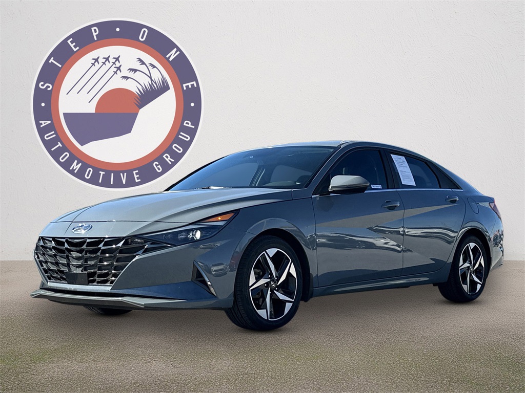 2022 Hyundai Elantra Limited