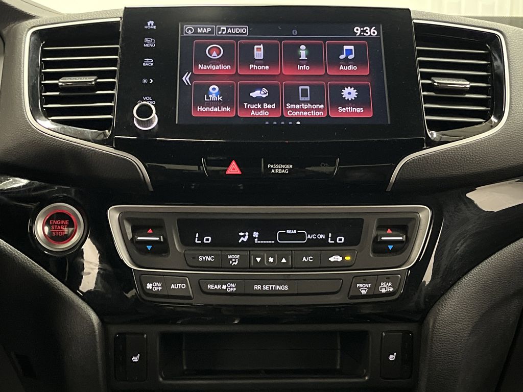 2021 Honda Ridgeline Black Edition photo 8