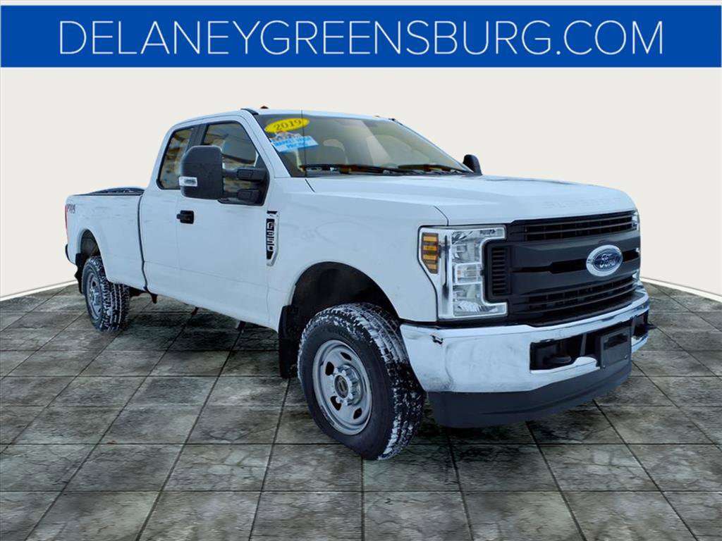 2019 Ford F-350 Super Duty XL's photo