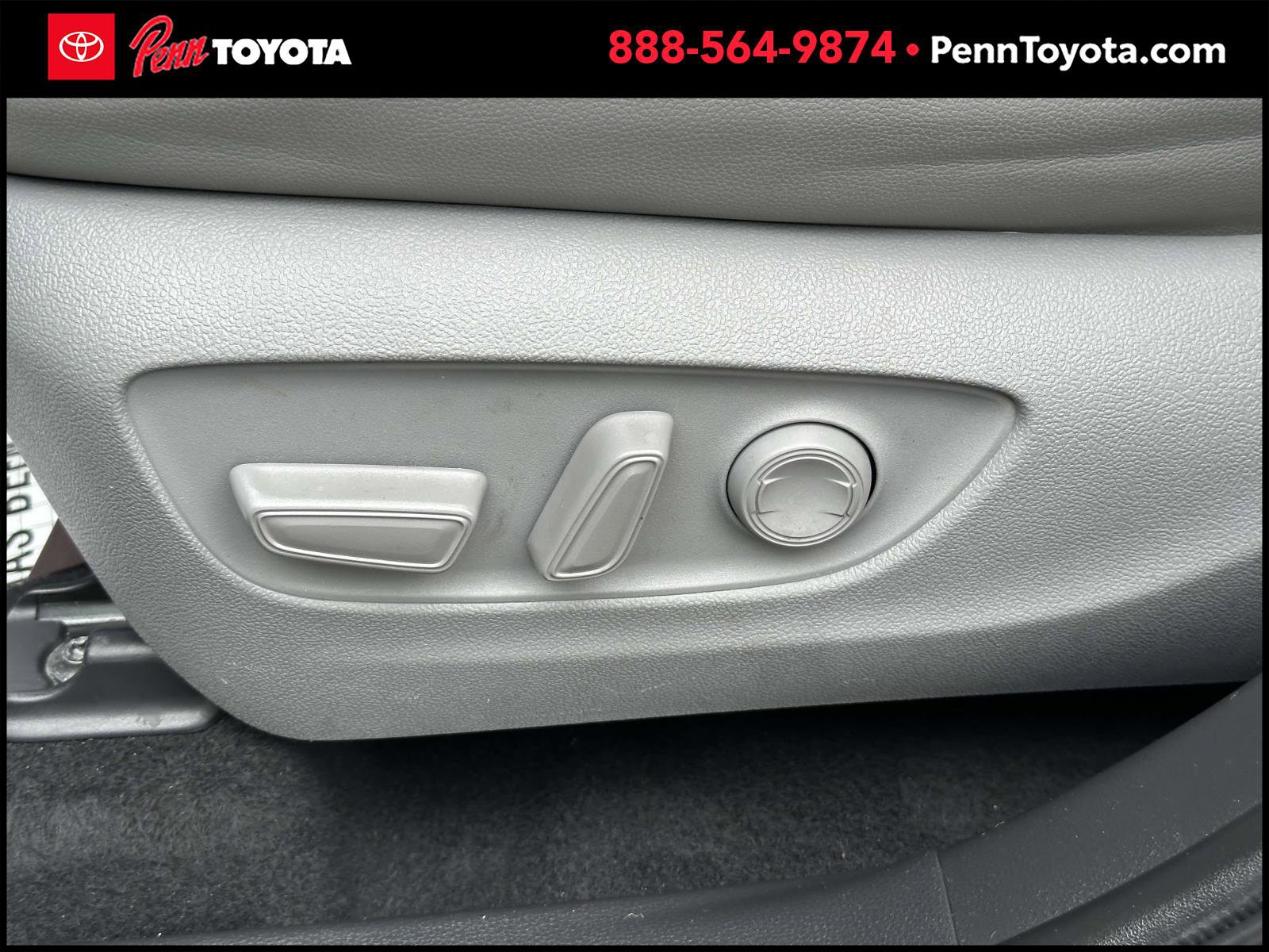 2022 Toyota Highlander XLE photo 13