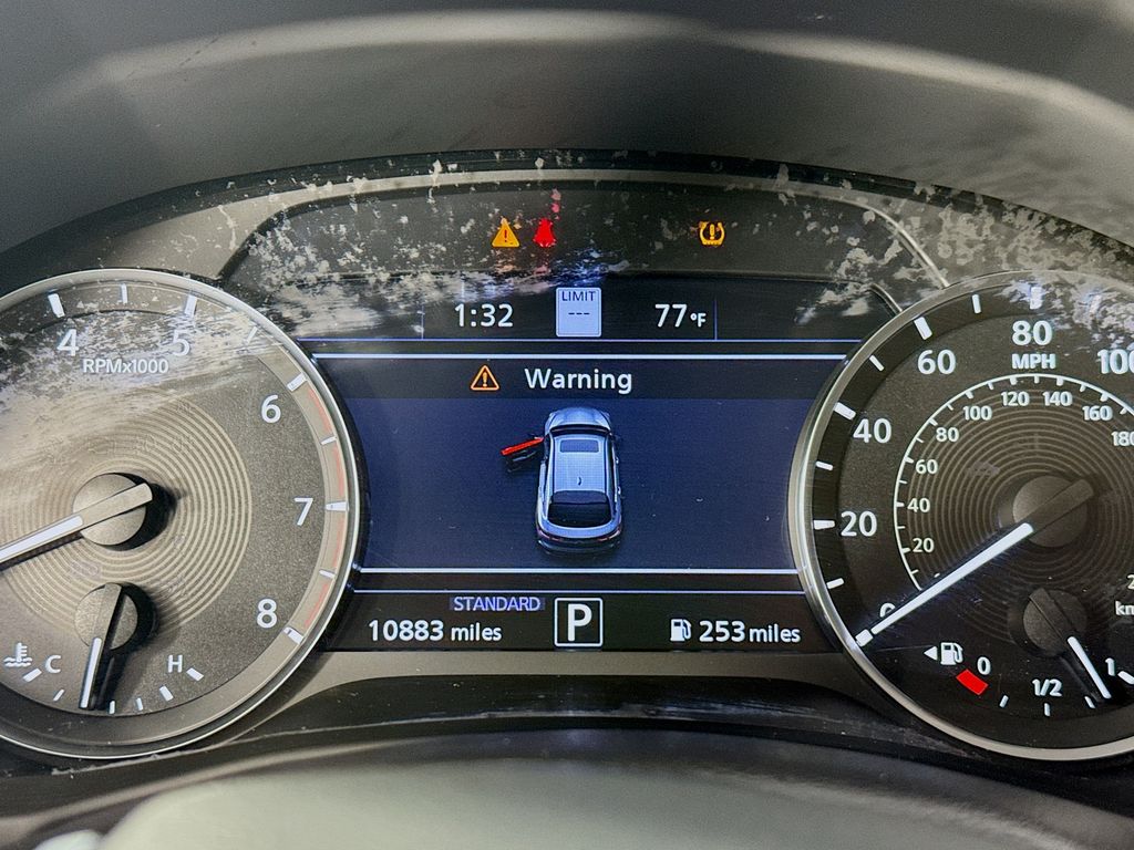 2023 Infiniti QX55 Essential photo 14