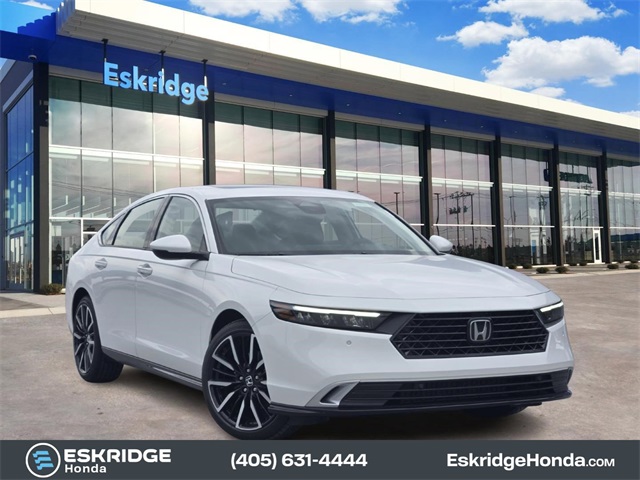 2025 Honda Accord Hybrid Touring's photo