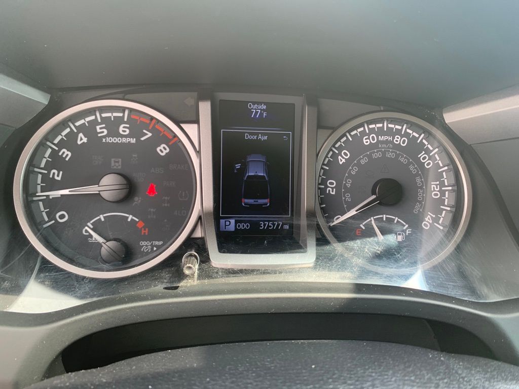 2023 Toyota Tacoma SR5 photo 14