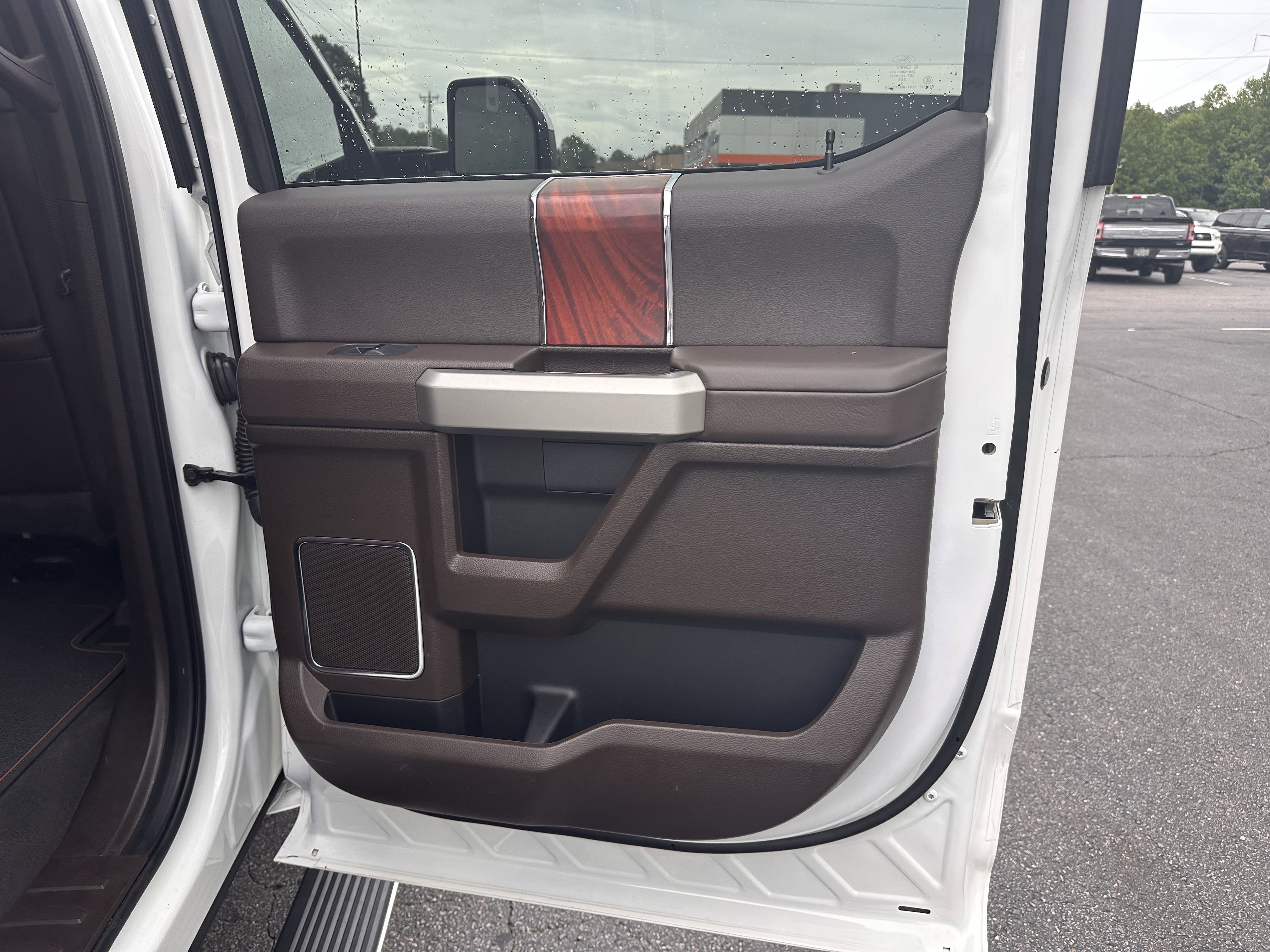 2022 Ford F-250 King Ranch photo 13