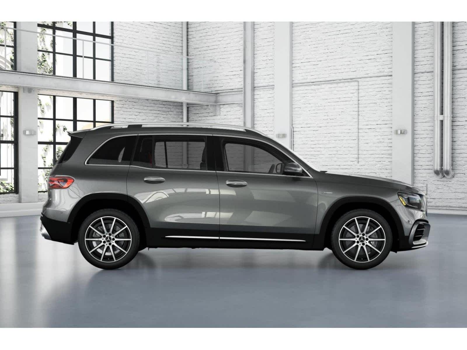 2025 Mercedes Benz GLB AMG 35 4MATIC photo 2