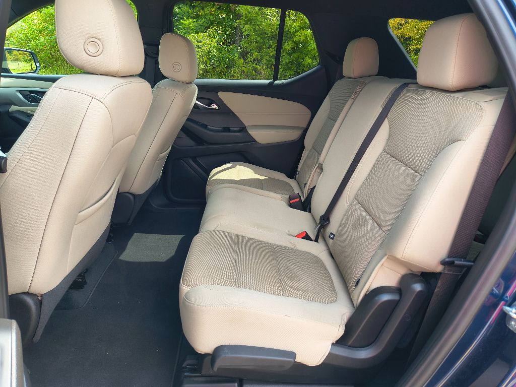 2022 Chevrolet Traverse LS photo 24