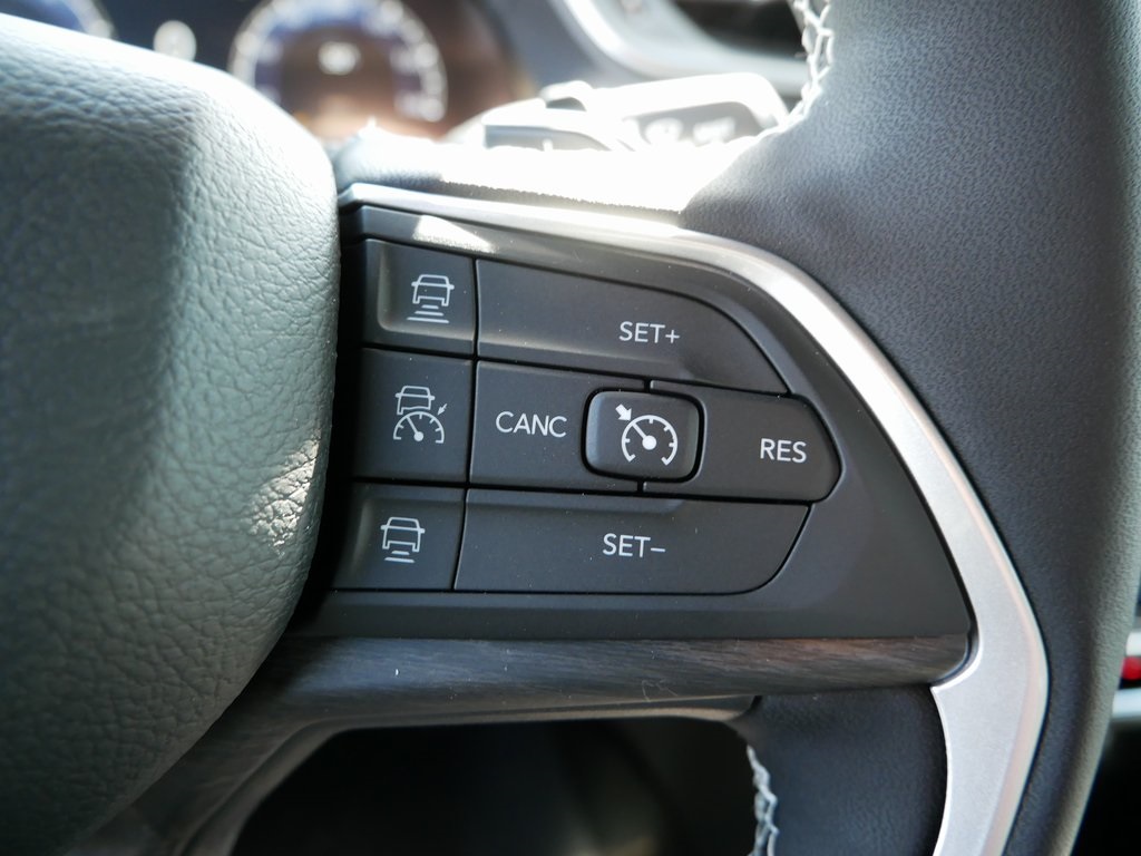 2025 Jeep Grand Cherokee Limited photo 20
