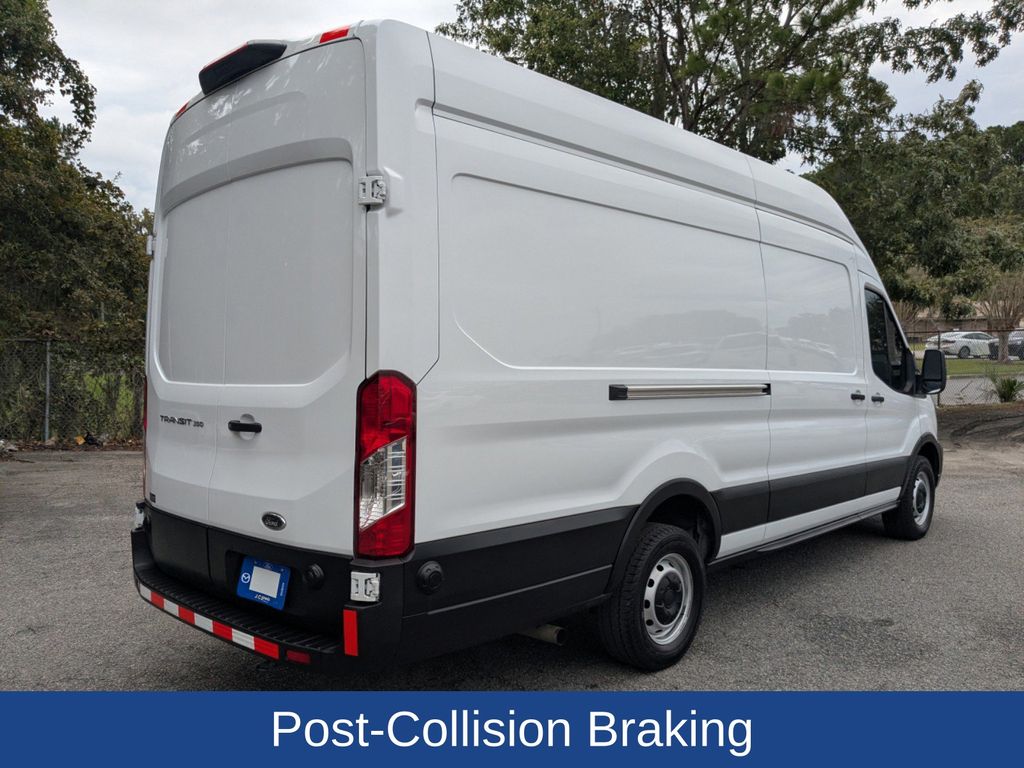 2024 Ford Transit photo 3