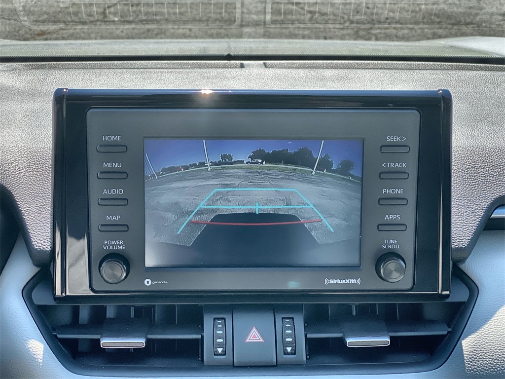 2022 Toyota RAV4 XLE Premium photo 23