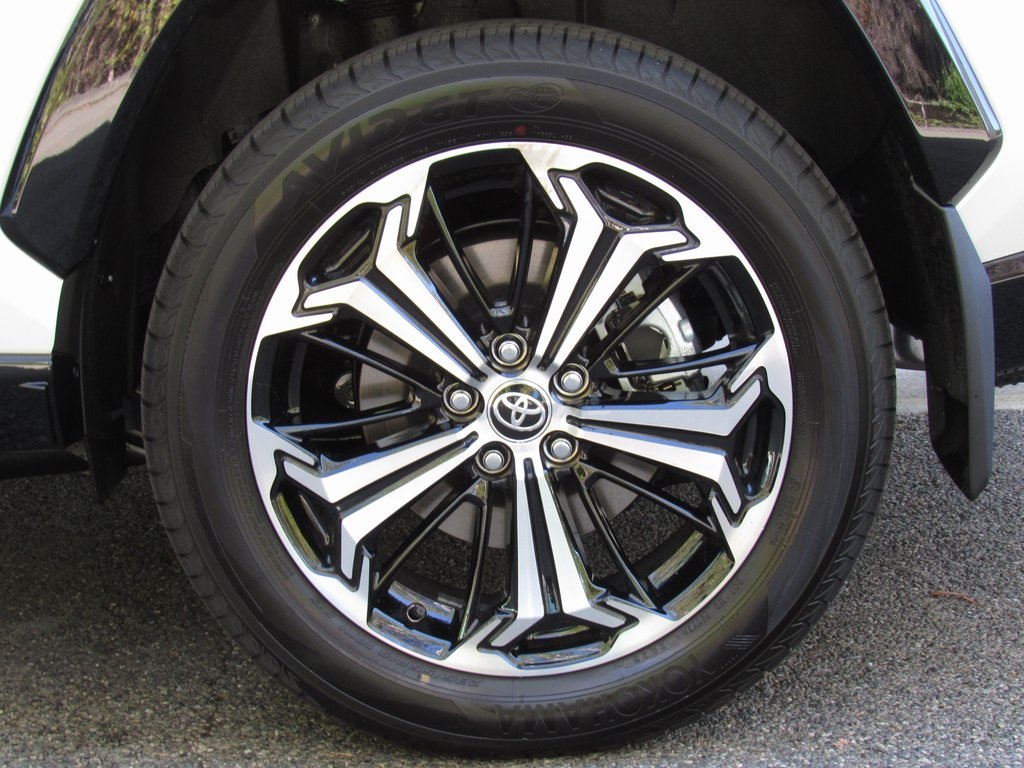 2025 Toyota RAV4 Prime XSE Premium photo 38