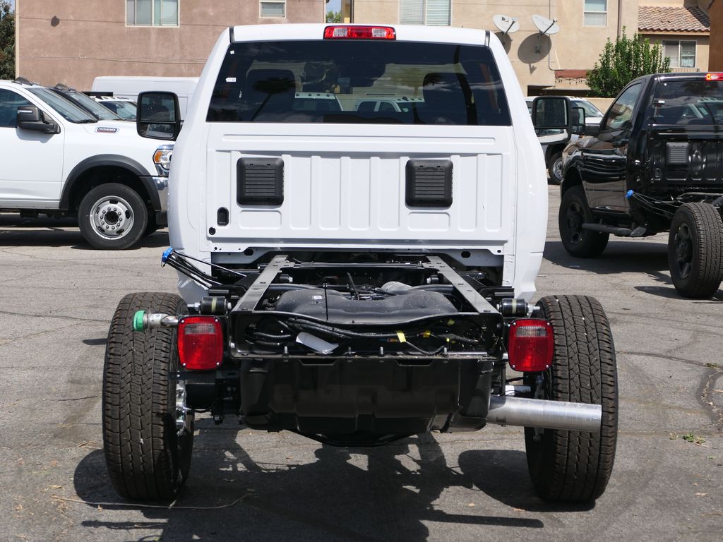 2026 Ram 3500 Tradesman photo 3