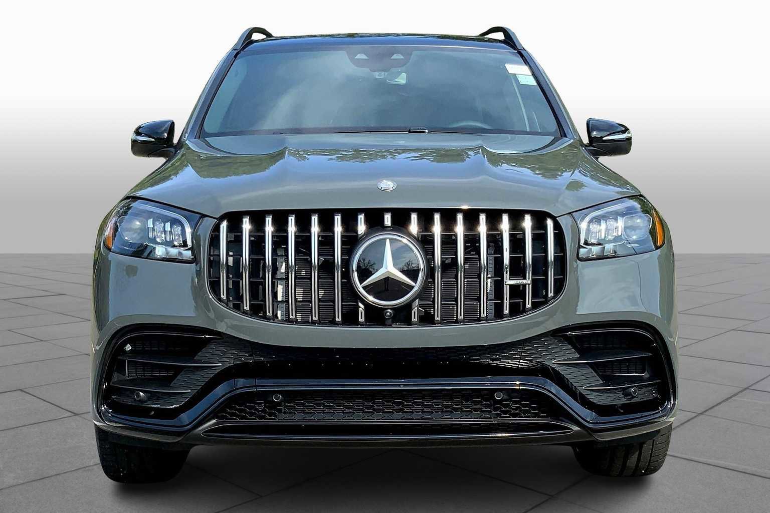 2025 Mercedes Benz GLS AMG 63 photo 3