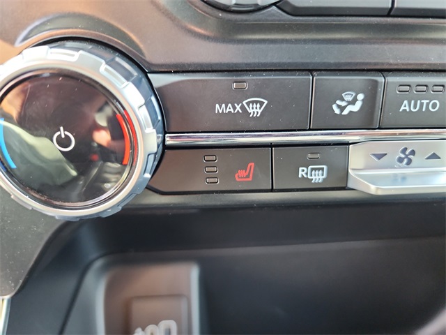 2025 Ford F-150 Lightning XLT photo 23