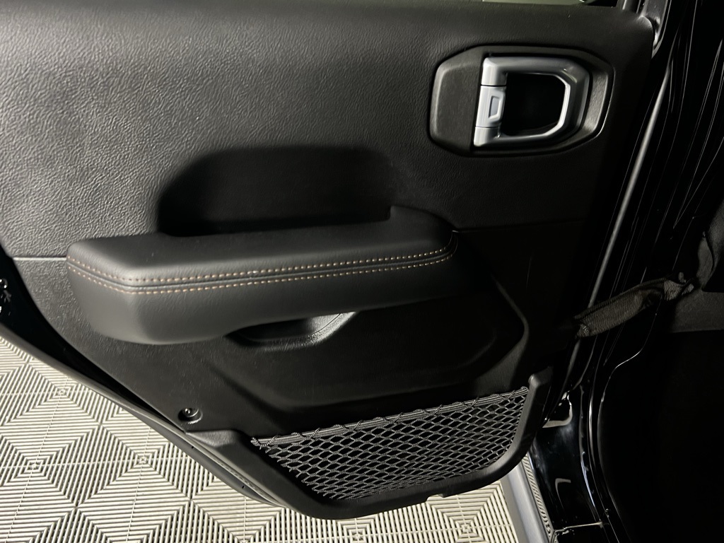 2021 Jeep Wrangler Unlimited Rubicon 392 photo 25