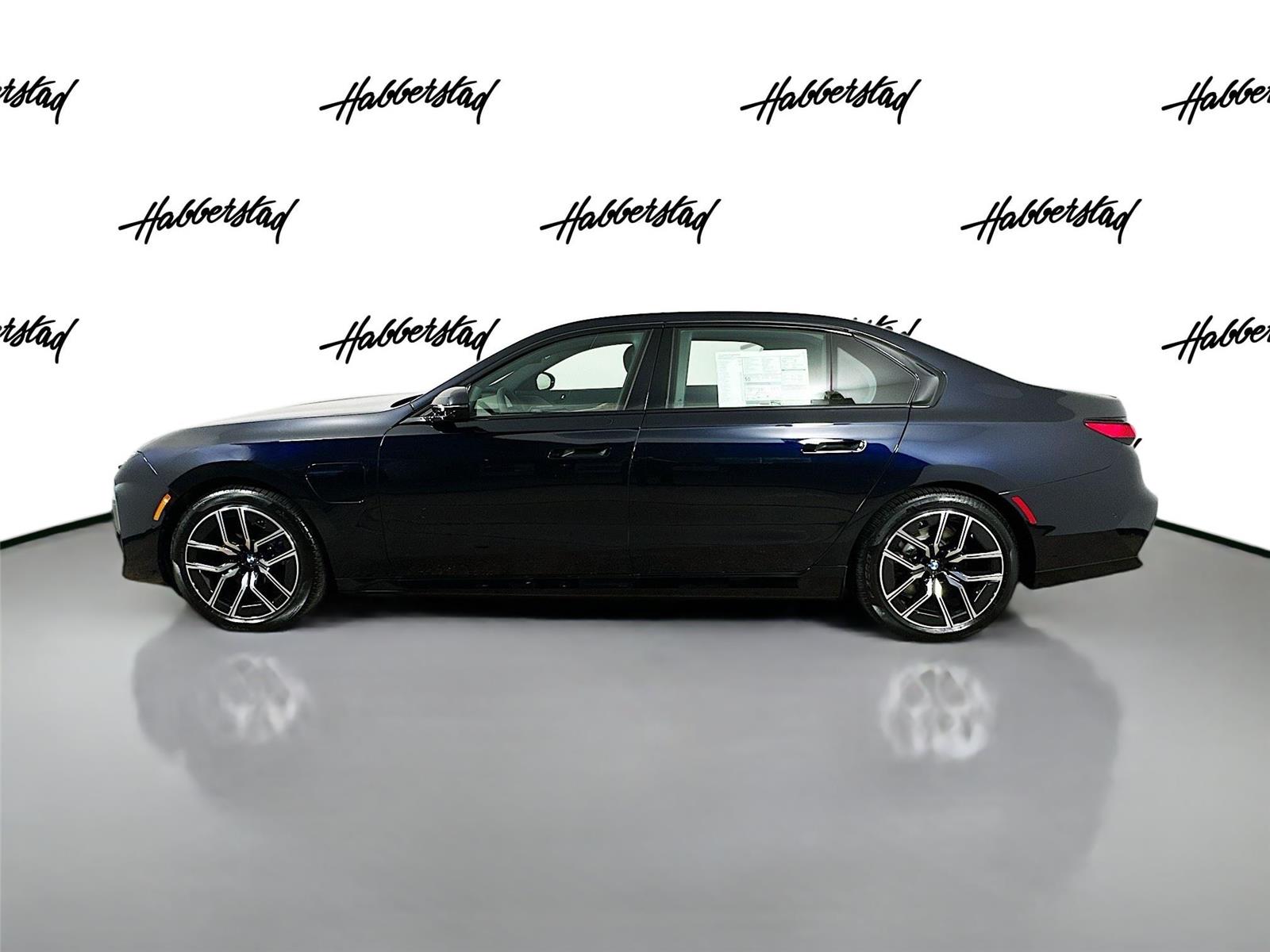 2026 Bmw 750e photo 8