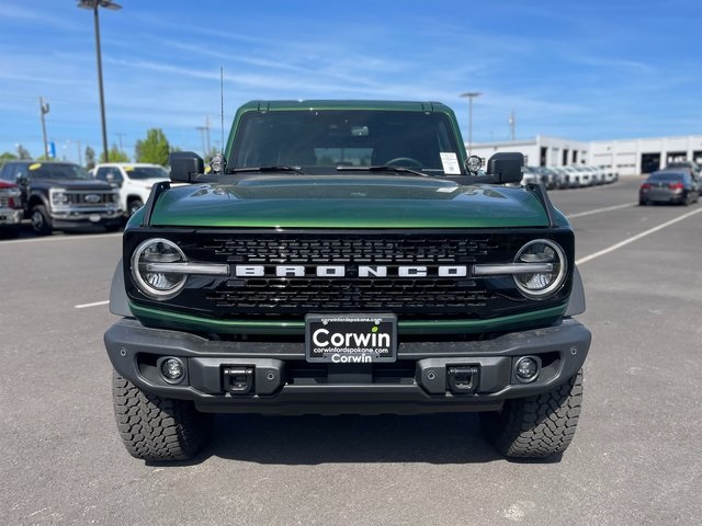 2025 Ford Bronco Badlands photo 6