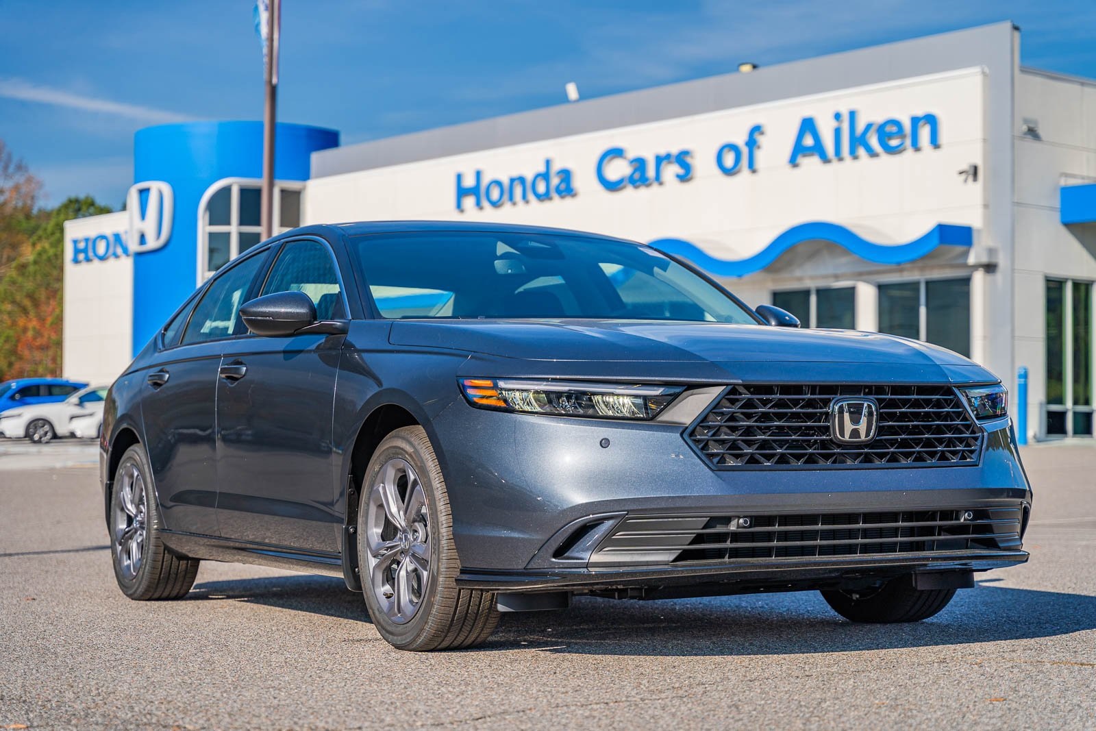 2025 Honda Accord Hybrid EX-L's photo