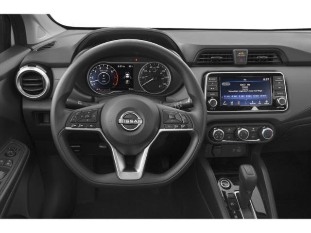 2025 Nissan Versa 1.6 SV photo 7