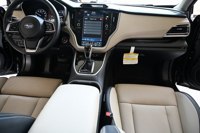 2021 Subaru Outback Limited photo 3
